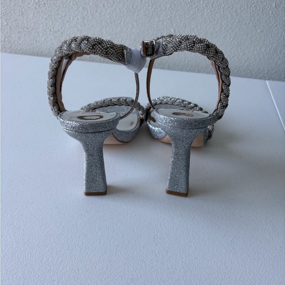 Badgley Mischka Fennel Silver Cocktail Heels Braided Size 8 Formal Elegant Gala - Picture 7 of 8